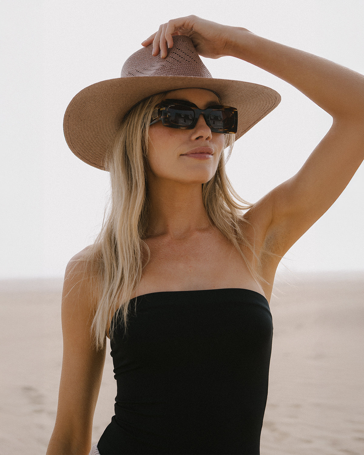 Isla Panama Straw Fedora in Taupe