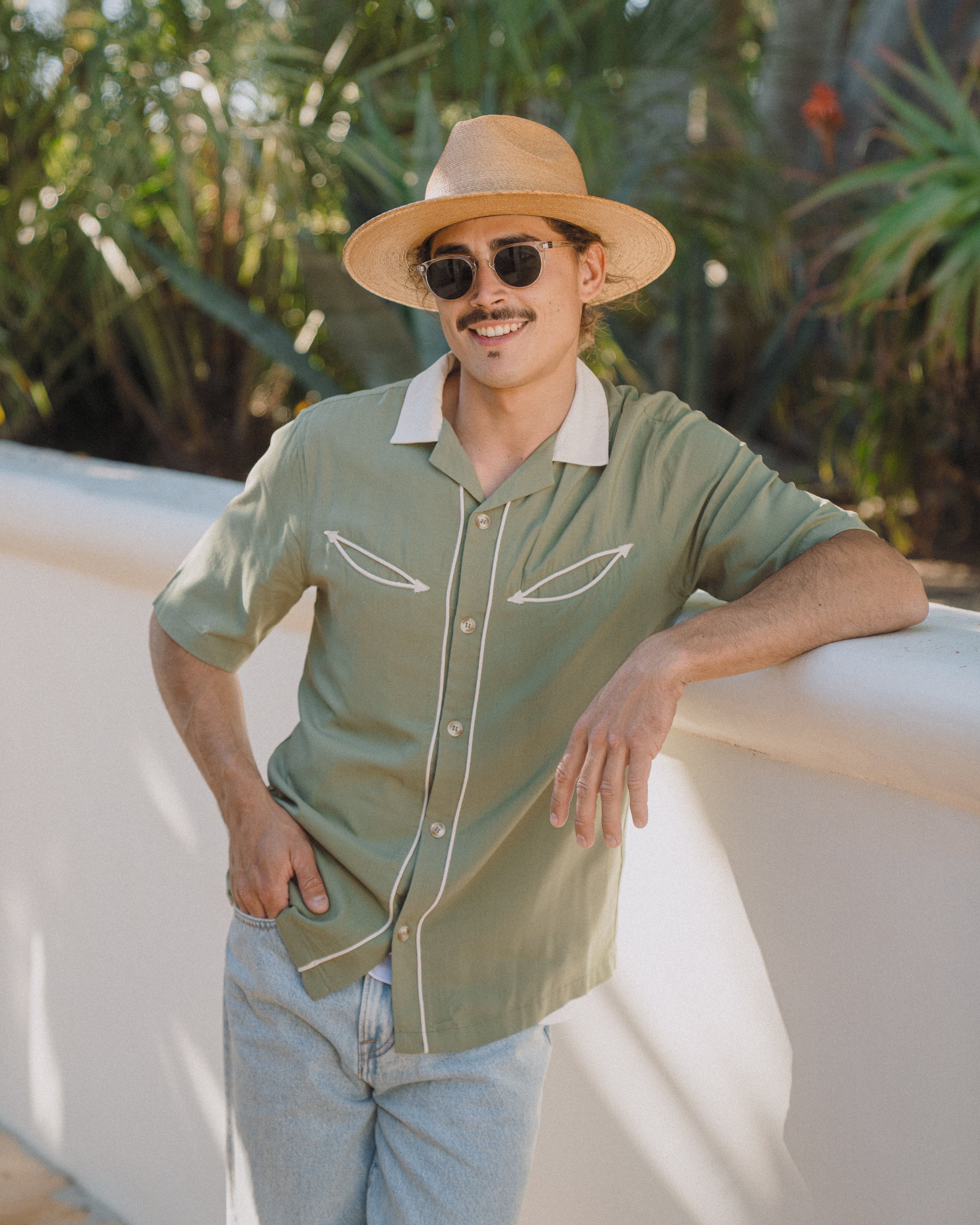 Hemlock male model wearing the Botero Fedora Straw Hat