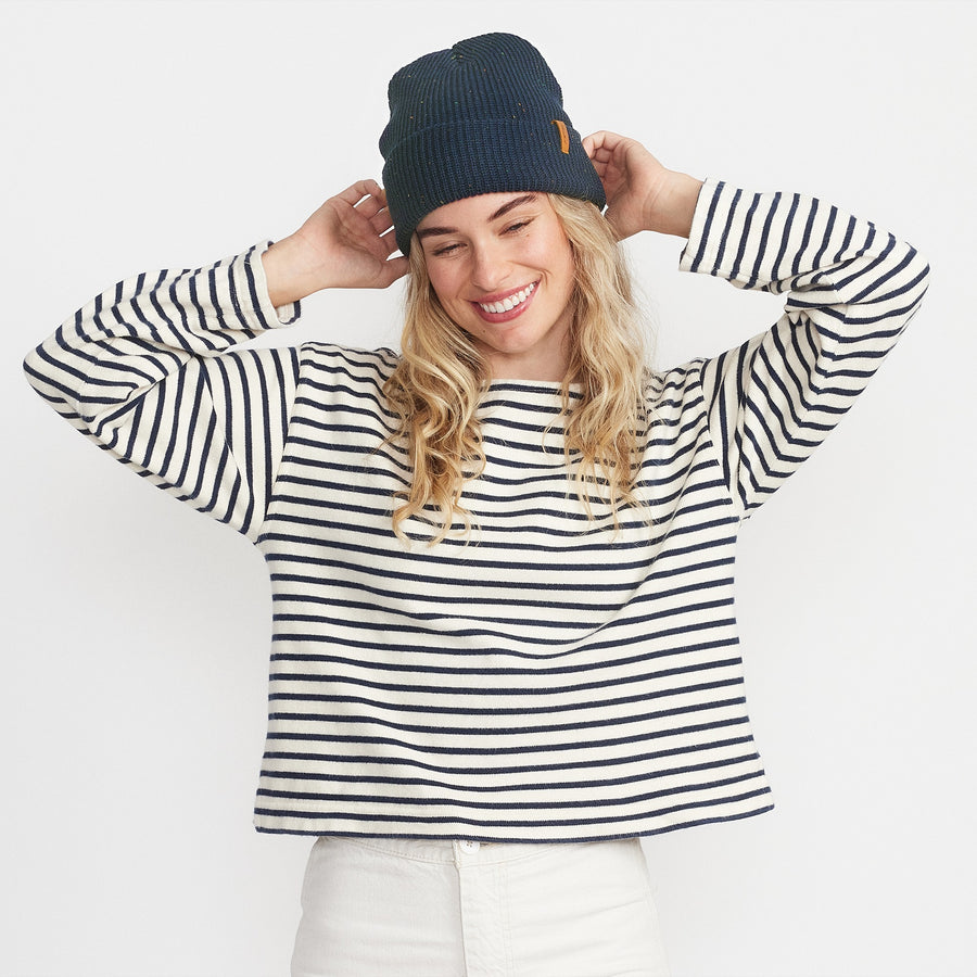#color_navy-fleck