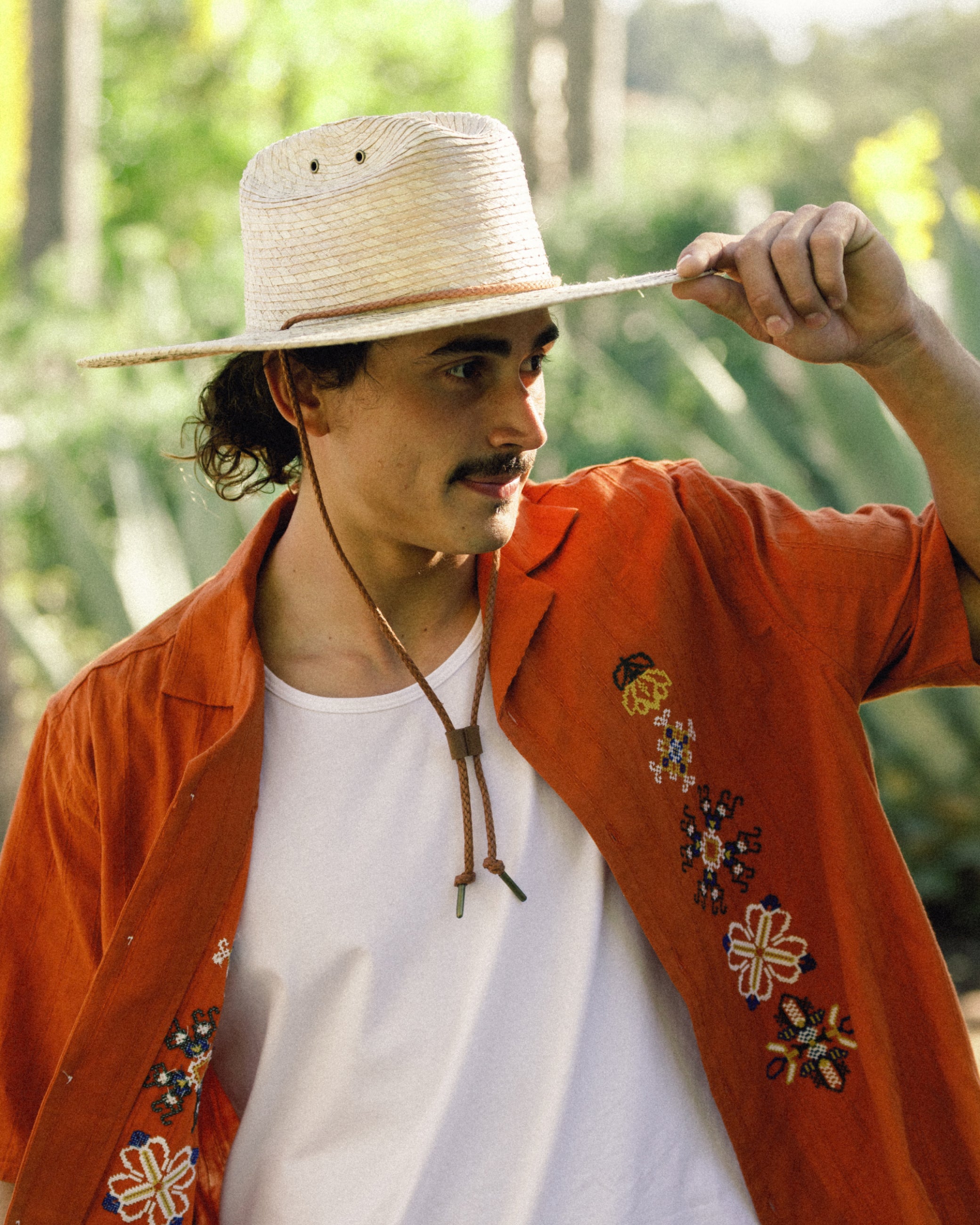 Hemlock male model wearing the Monterrey Straw Hat in Natural 